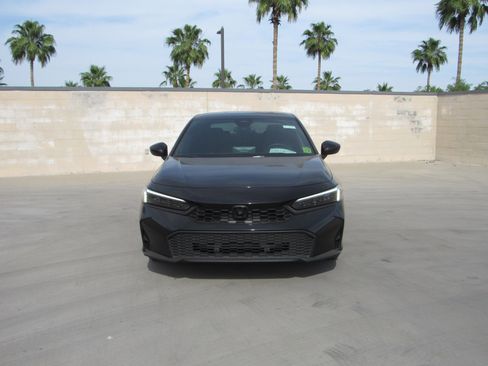 Used 2025 Honda Civic Sport image 3