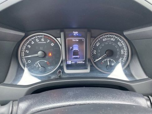 Used 2023 Toyota Tacoma TRD Sport image 27