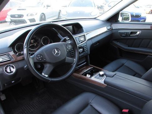 Used 2013 Mercedes-Benz E 350 4MATIC Wagon image 12