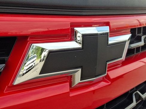 Used 2023 Chevrolet Silverado 1500 RST AWD/4WD image 8