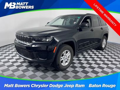 Used 2023 Jeep Grand Cherokee Laredo