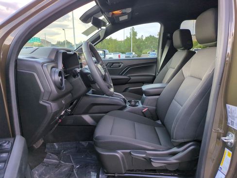 Used 2025 Chevrolet Colorado Trail Boss AWD/4WD image 15
