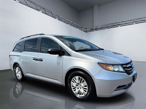 Used 2014 Honda Odyssey LX image 9