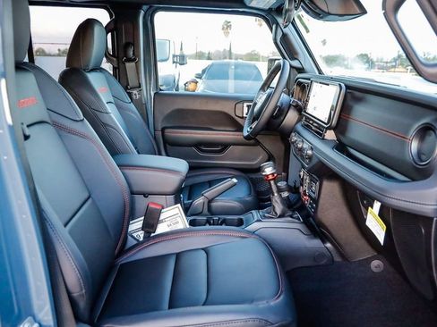 New 2026 Jeep Wrangler Unlimited Rubicon w/ Steel Bumper Group image 21