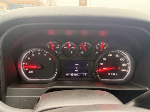 Used 2024 Chevrolet Silverado 2500 Custom w/ Custom Convenience Package image 10