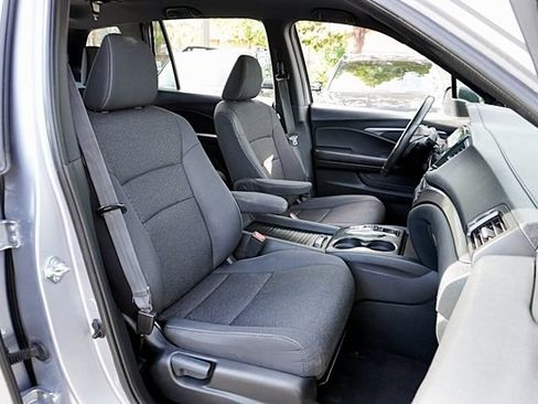 Used 2021 Honda Passport Sport image 12
