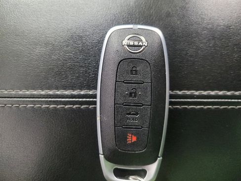 Used 2023 Nissan Sentra SV FWD image 32