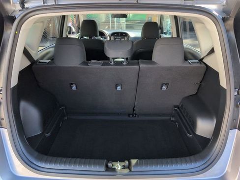 Certified 2025 Kia Soul LX w/ LX Technology Package FWD image 32