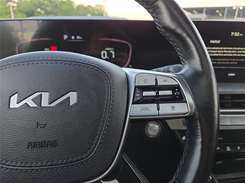 Used 2023 Kia Telluride EX X-Line AWD/4WD image 17