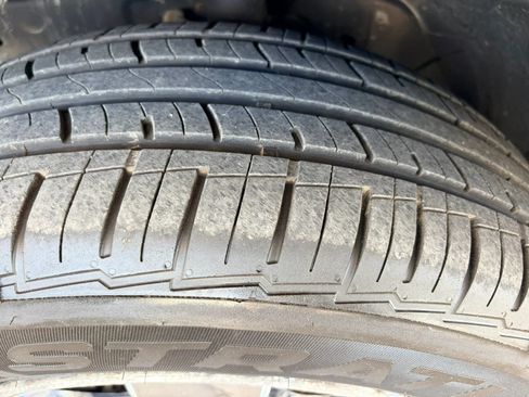 Used 2012 Ford Escape Limited FWD image 25