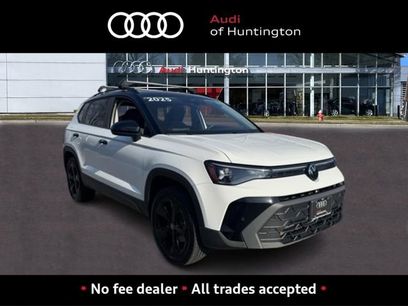 Used 2025 Volkswagen Taos SE