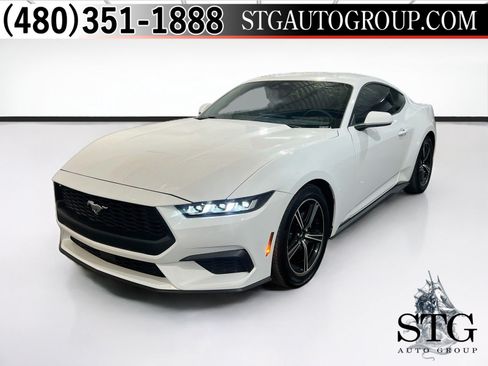 Used 2024 Ford Mustang Coupe RWD image 1