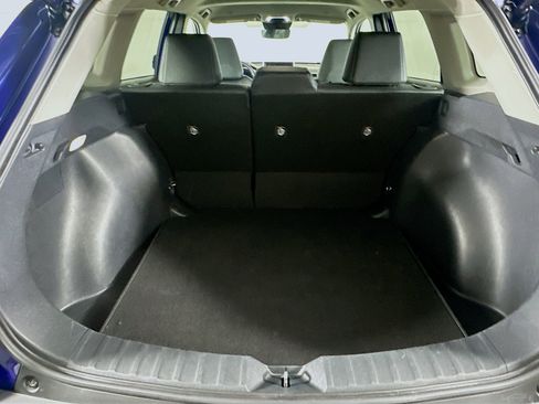 Used 2024 Toyota Corolla Cross XLE image 29