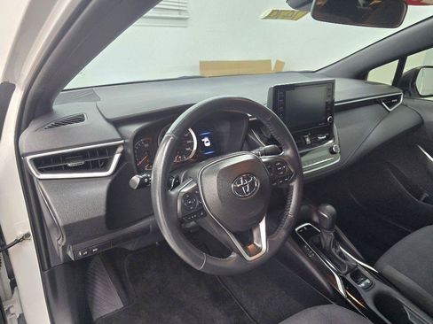 Used 2022 Toyota Corolla SE w/ SE Premium Package FWD image 11