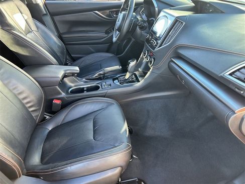 Used 2019 Subaru Crosstrek 2.0i Limited w/ Moonroof Package image 9