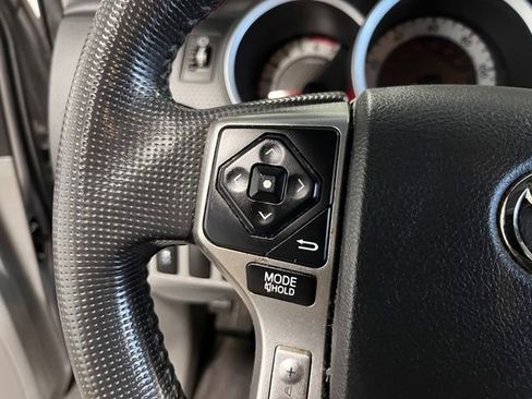 Used 2015 Toyota Tacoma PreRunner w/ TRD Off-Road Package RWD image 23
