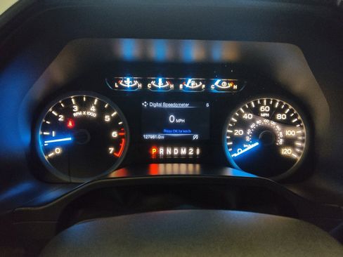Used 2015 Ford F150 XLT w/ Equipment Group 302A Luxury RWD image 23