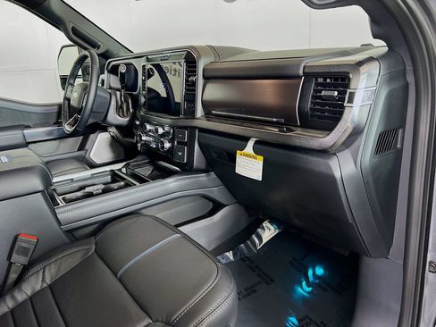 New 2026 Ford F350 Platinum image 31