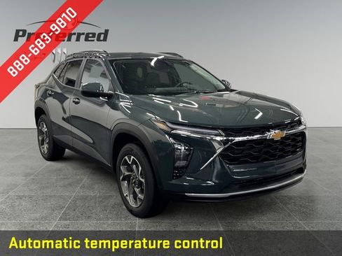 New 2026 Chevrolet Trax LT w/ Driver Confidence Package image 9