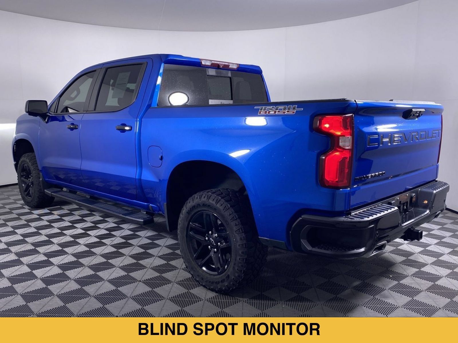 Certified 2022 Chevrolet Silverado 1500 LT Trail Boss w/ LT Trail Boss Premium Package AWD/4WD image 19