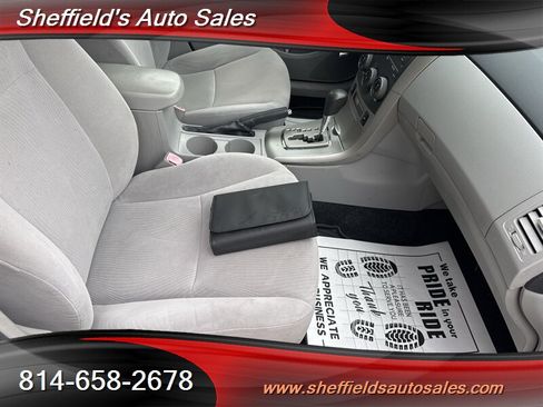 Used 2011 Toyota Corolla LE FWD image 38