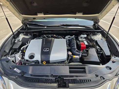 Used 2023 Lexus ES 350 w/ Premium Package FWD image 32