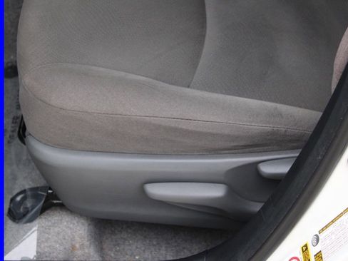 Used 2015 Toyota Prius Two image 16