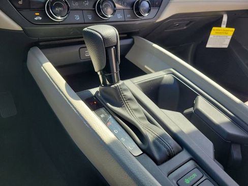 Used 2024 Honda Accord EX image 30