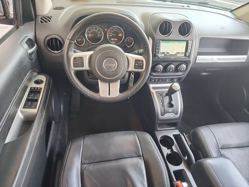 Used 2016 Jeep Compass High Altitude AWD/4WD image 10