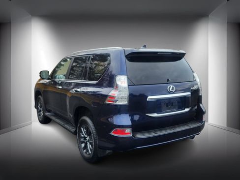 Used 2023 Lexus GX 460 Premium image 3