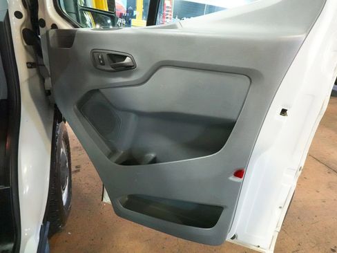 Used 2018 Ford Transit 250 130 Low Roof image 20