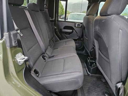 Used 2021 Jeep Gladiator Sport AWD/4WD image 30