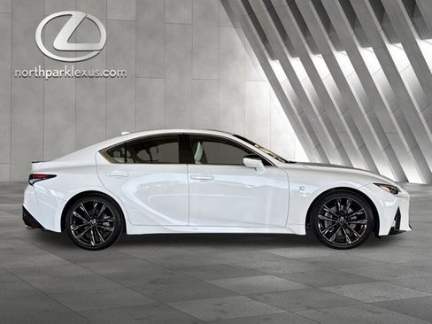 Used 2021 Lexus IS 350 F Sport image 4
