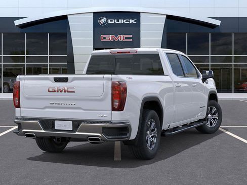 New 2026 GMC Sierra 1500 SLE image 4