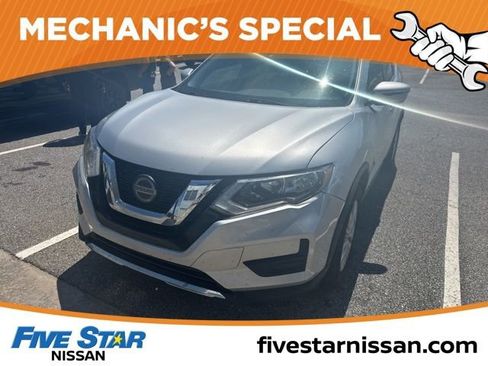 Used 2019 Nissan Rogue S w/ Special Edition Package FWD image 1