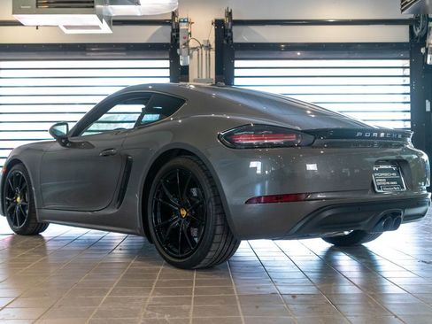 Certified 2025 Porsche 718 Cayman image 3