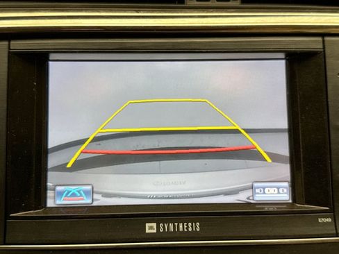 Used 2014 Toyota Avalon Limited FWD image 15