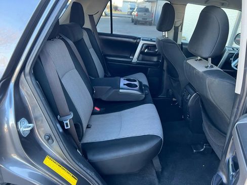 Used 2017 Toyota 4Runner SR5 AWD/4WD image 26