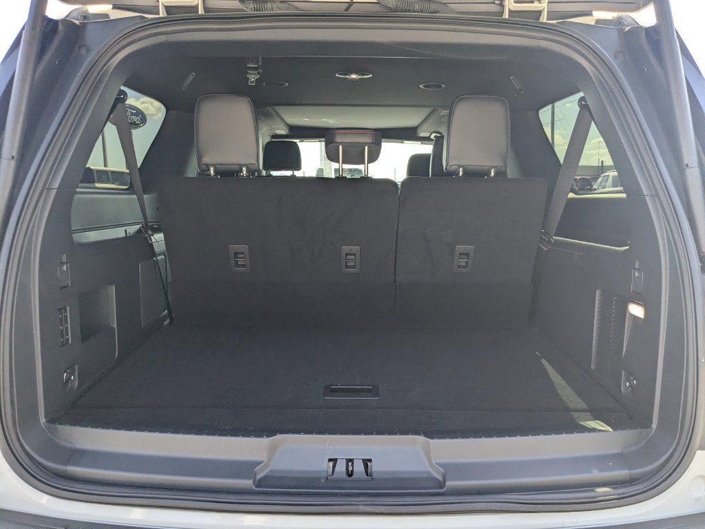 Certified 2024 Ford Expedition Max Limited AWD/4WD image 6