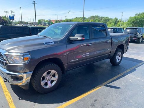 Used 2019 RAM 1500 Big Horn AWD/4WD image 1
