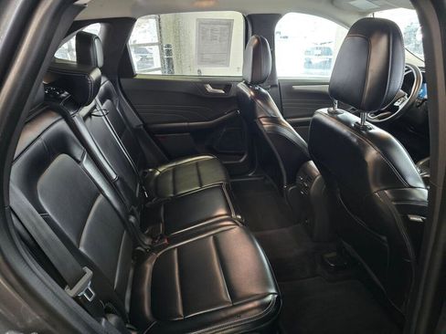 Used 2024 Ford Escape Platinum AWD/4WD image 40