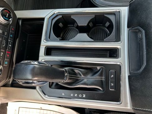 Certified 2020 Ford F150 Lariat w/ Equipment Group 502A Luxury image 34