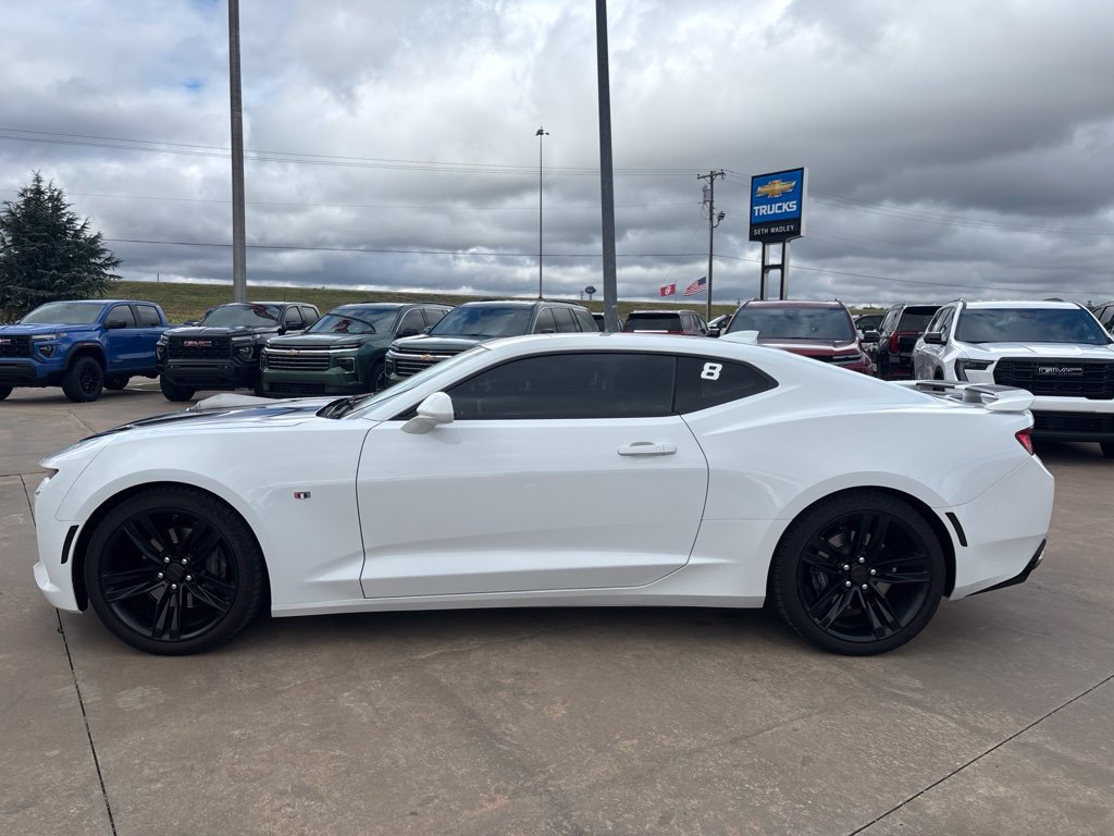 Used 2018 Chevrolet Camaro SS RWD image 4