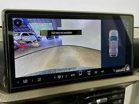 New 2026 Ford Explorer Active w/ Active Comfort Package RWD image 28