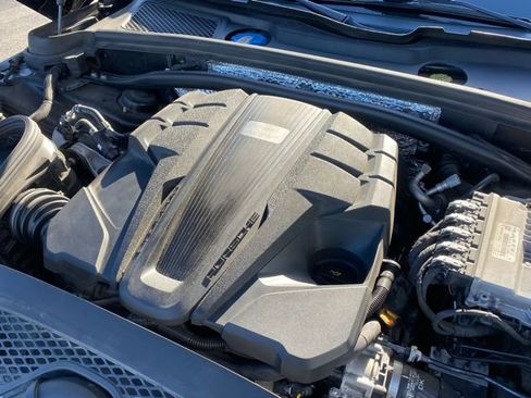 Used 2021 Porsche Macan S AWD/4WD image 13