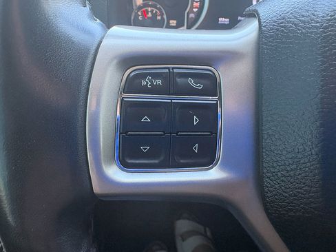 Used 2017 RAM 1500 Laramie w/ Convenience Group AWD/4WD image 18
