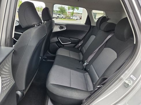 Used 2022 Kia Soul LX FWD image 10