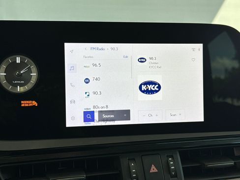 Certified 2023 Lexus ES 350 w/ Accessory Package (Z2) FWD image 23
