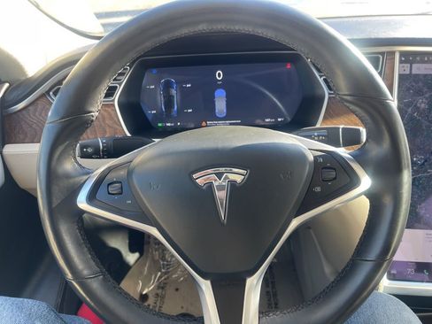 Used 2018 Tesla Model S 100D image 10