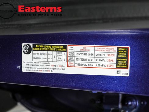 Used 2023 Nissan Rogue S image 40